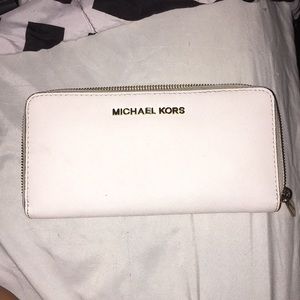 mk wallet